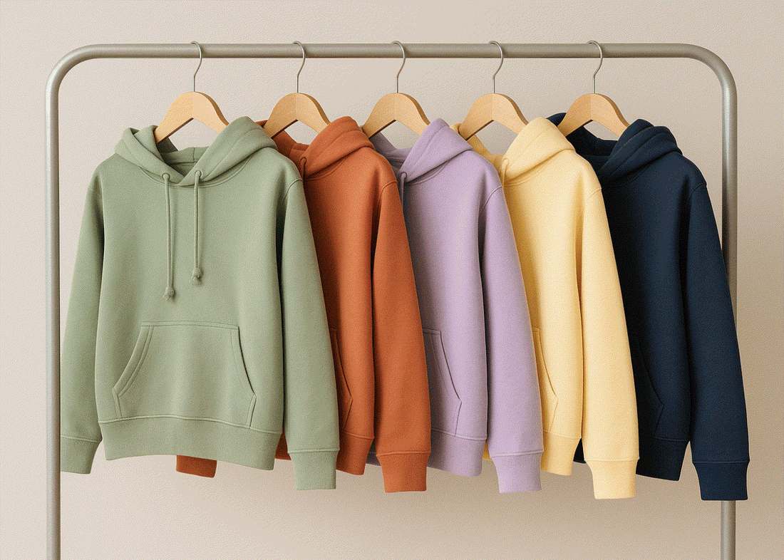Best Colors for Women's Hoodies